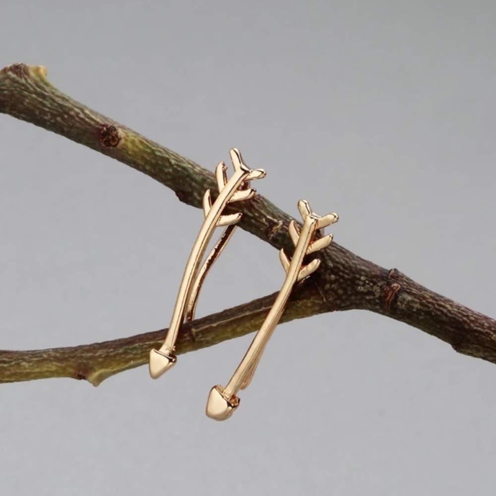 Gold Tone Arrow Ear Climber Sweep Earrings - Picture 4 of 4